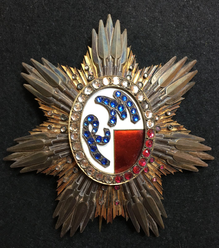 coll_dem_178
