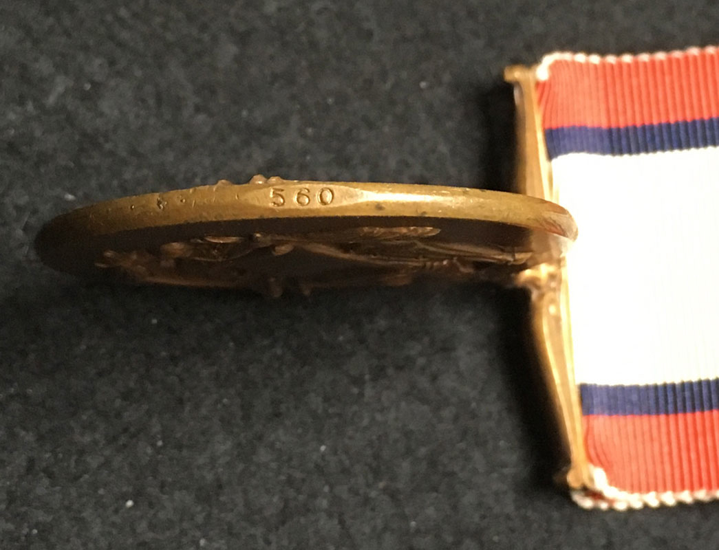 coll_dem_537b